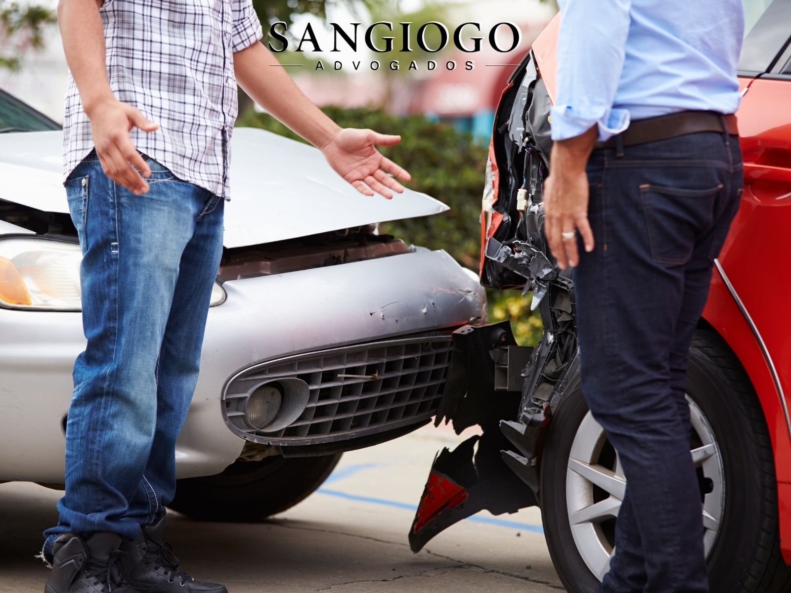 Motorista Sem Seguro Causa Acidente: Quem Paga os Prejuízos da Vítima?