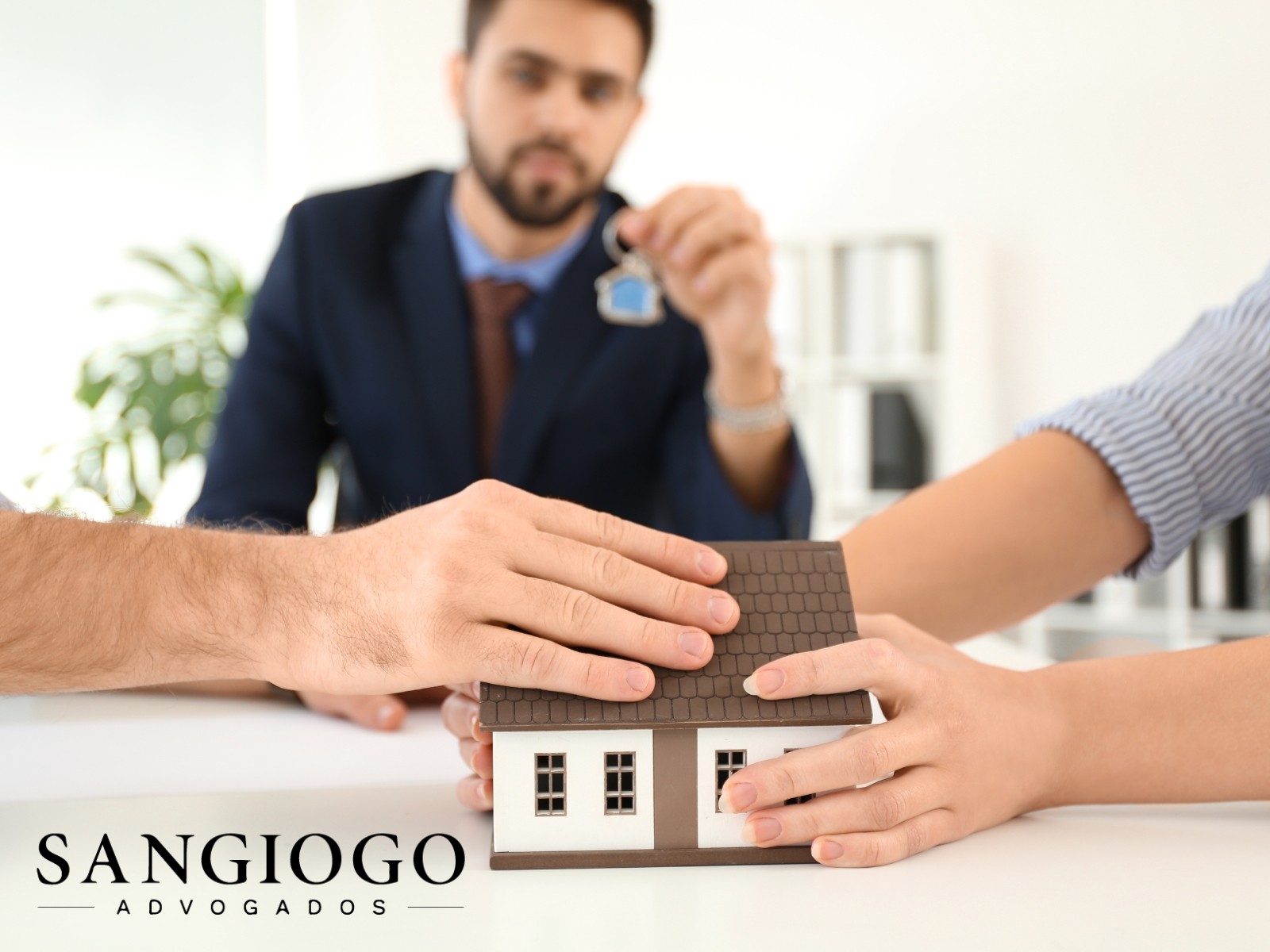 Divórcio com Imóvel Financiado: Como Funciona a Divisão do Bem